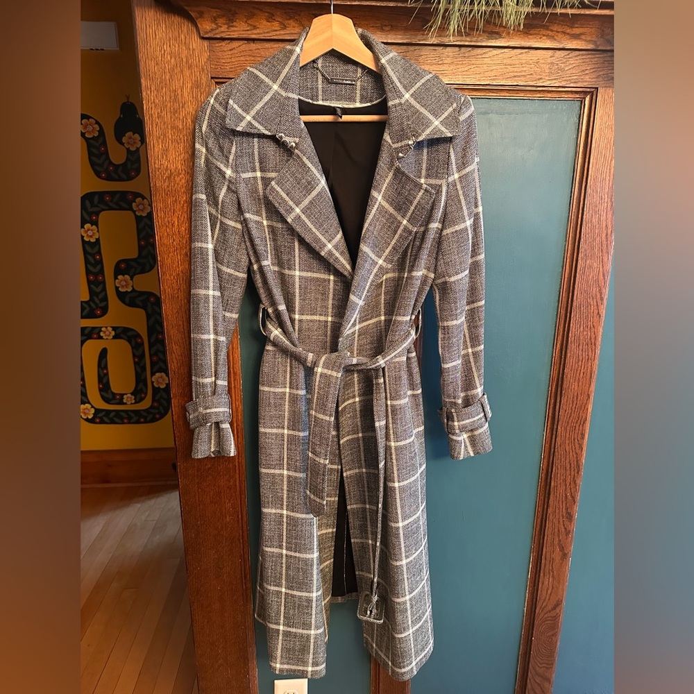 White House Black Market Gray Plaid Women's Trench Coat